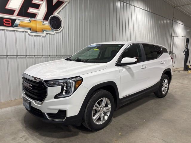 Certified 2024 GMC Terrain SLE image 9