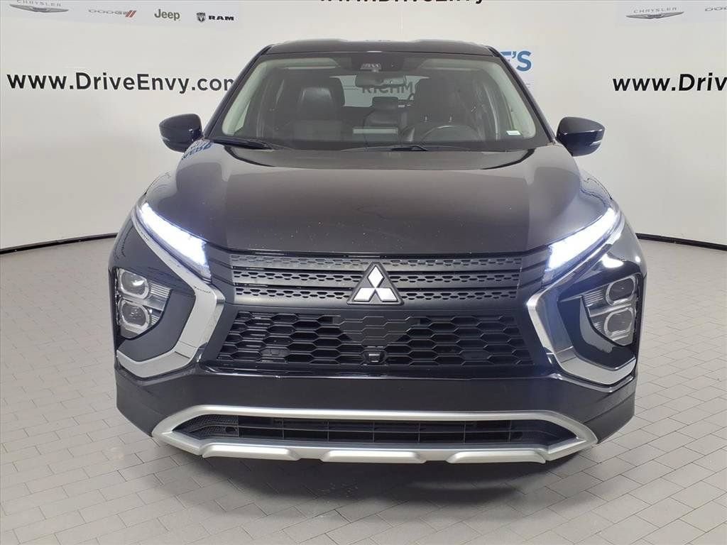 Used 2024 Mitsubishi Eclipse Cross SE AWD/4WD image 2