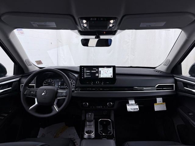 New 2026 Mitsubishi Outlander SE FWD image 33