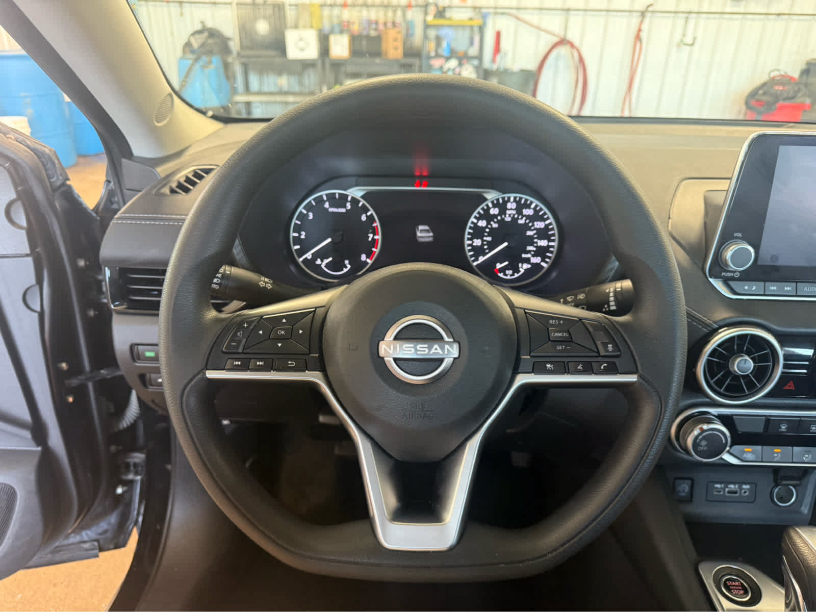 Used 2024 Nissan Sentra SV FWD image 8