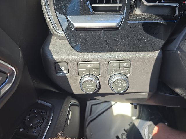 New 2026 GMC Sierra 1500 SLT w/ SLT Premium Package AWD/4WD image 20