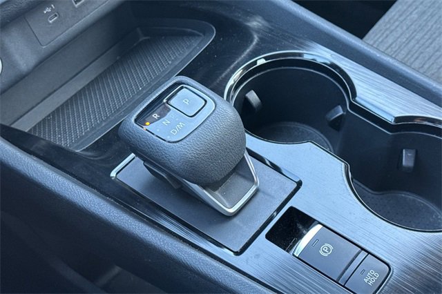 Used 2023 Nissan Rogue SV image 24