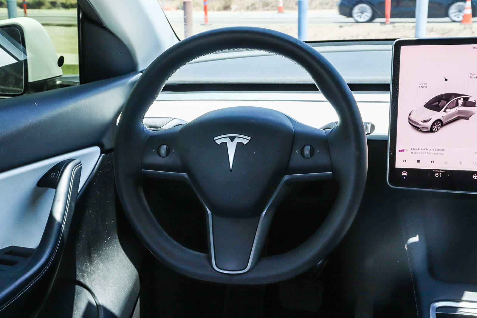 Used 2021 Tesla Model Y Long Range AWD/4WD image 21
