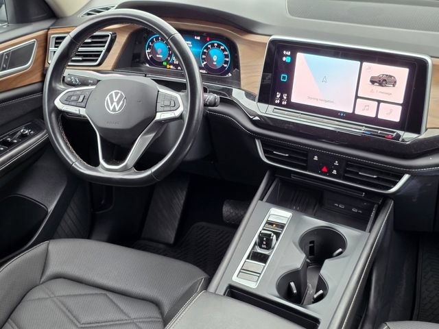 Used 2025 Volkswagen Atlas SE FWD image 37