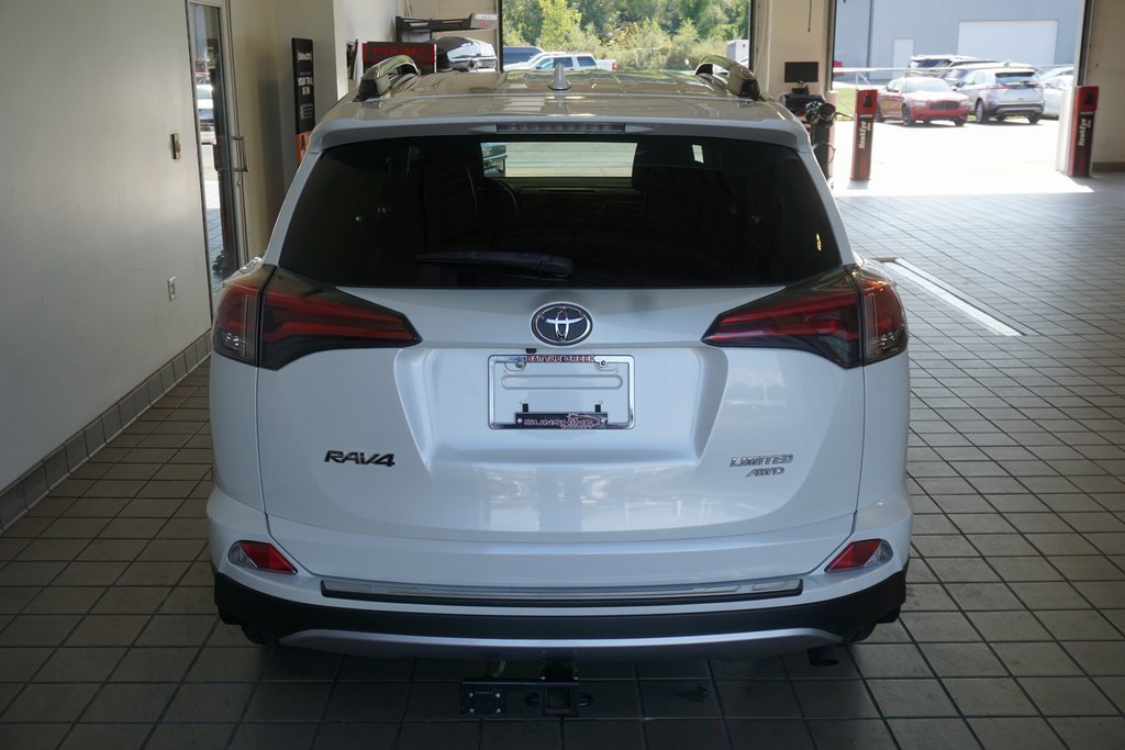 Certified 2018 Toyota RAV4 Limited image 19