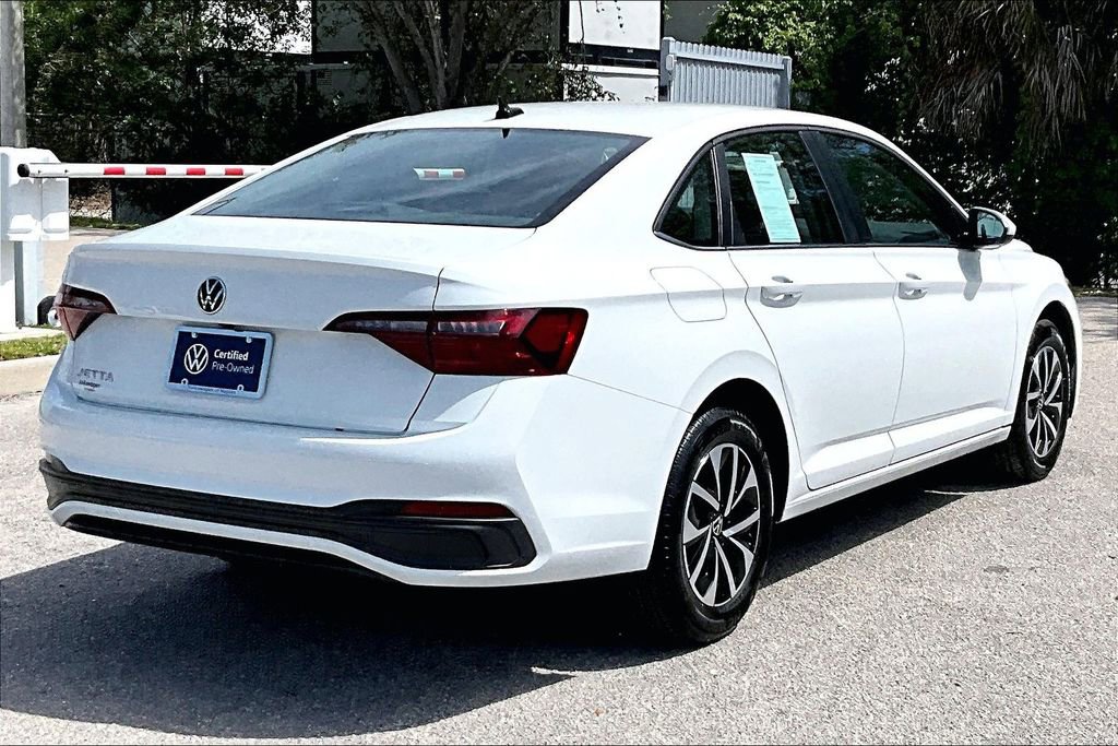 Certified 2024 Volkswagen Jetta S image 5
