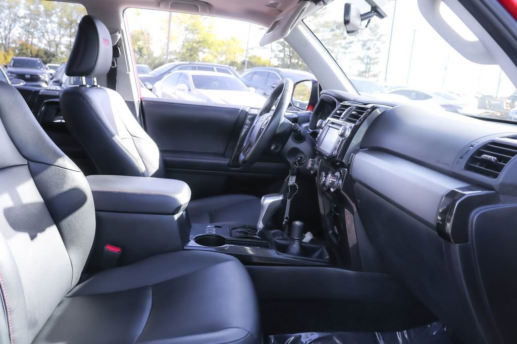 Used 2019 Toyota 4Runner TRD Off-Road Premium image 33