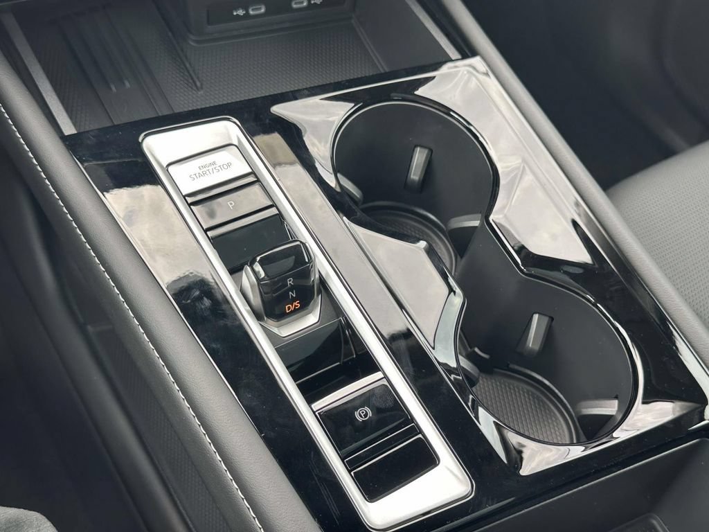New 2026 Volkswagen Atlas SEL Premium R-Line AWD/4WD image 25