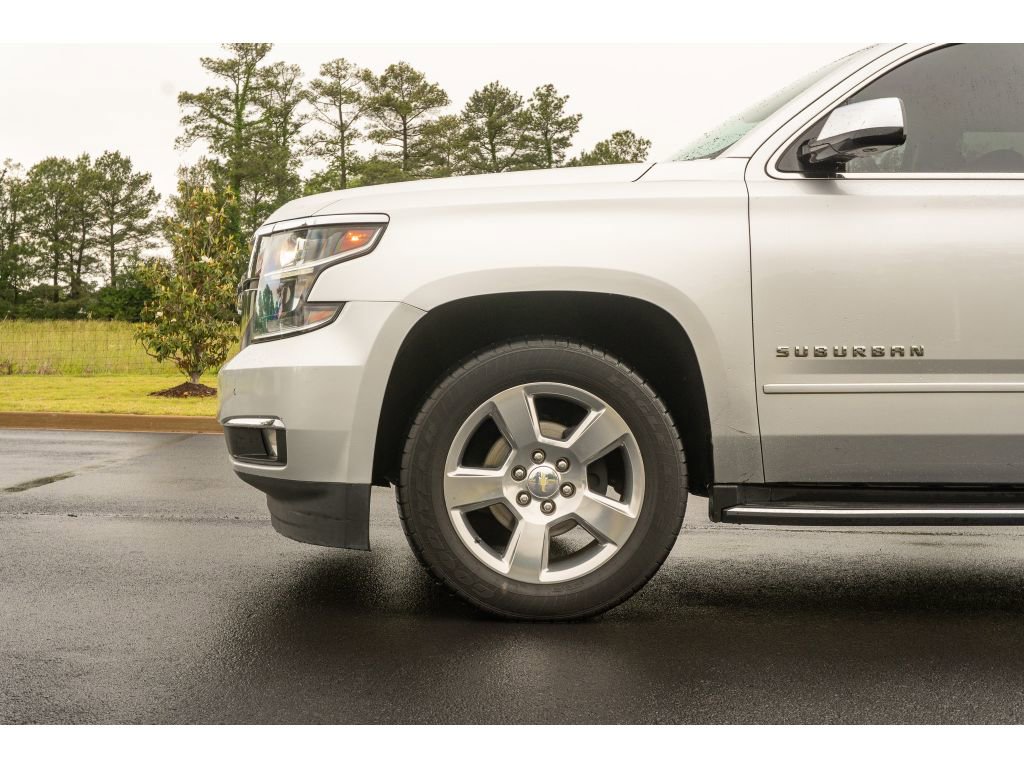 Used 2020 Chevrolet Suburban Premier RWD image 10