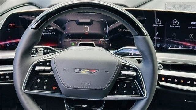 New 2026 Cadillac Lyriq V image 15