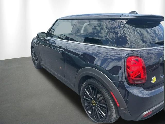 Used 2024 MINI Cooper SE FWD image 5