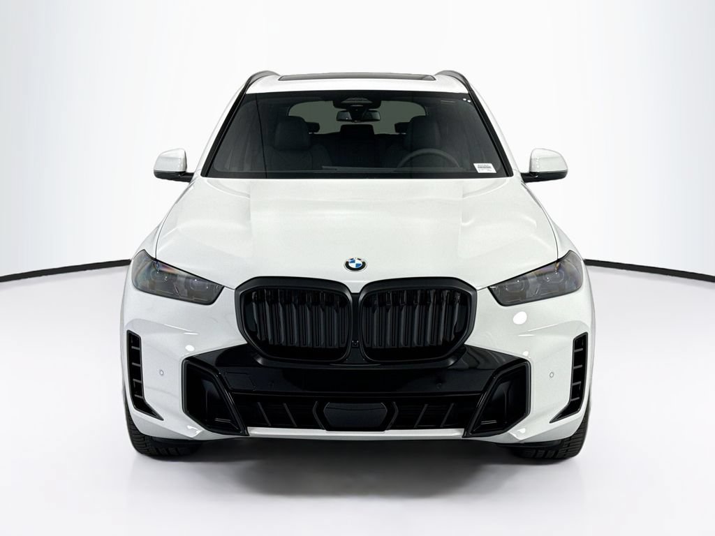 New 2026 BMW X5 sDrive40i w/ M Sport Package RWD image 2