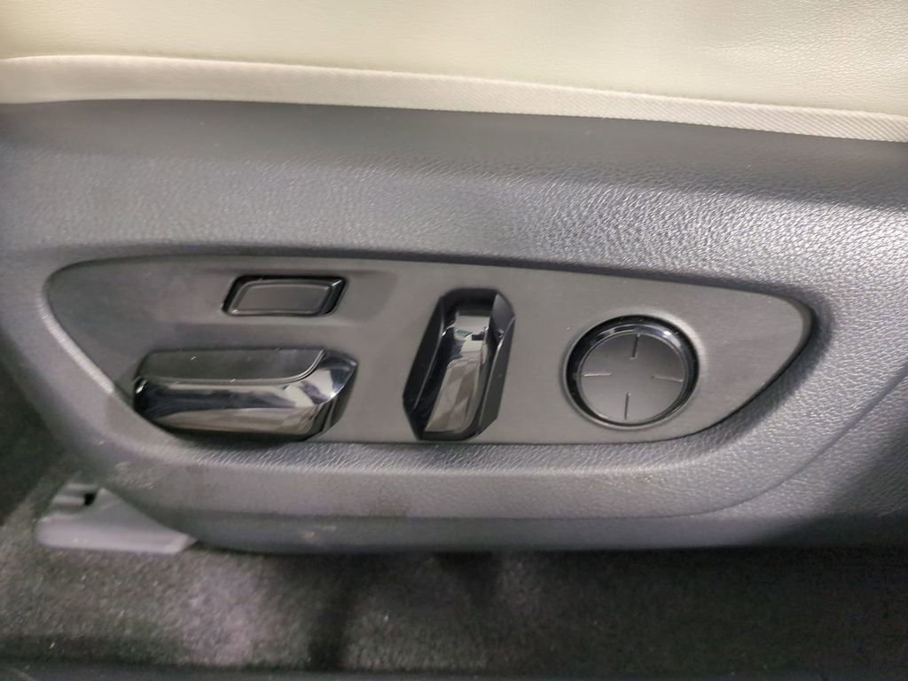 Used 2024 Lexus RX 450h AWD w/ Convenience Package image 23