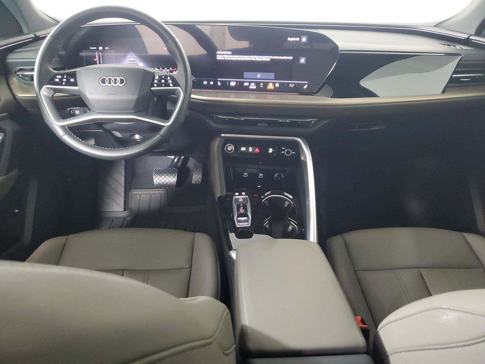 Certified 2025 Audi Q5 Premium w/ Convenience Package AWD/4WD image 15