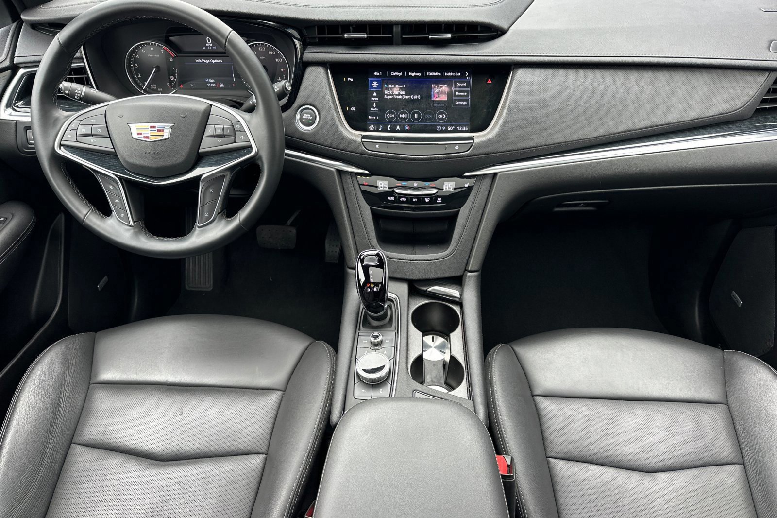 Certified 2025 Cadillac XT5 Premium Luxury image 13