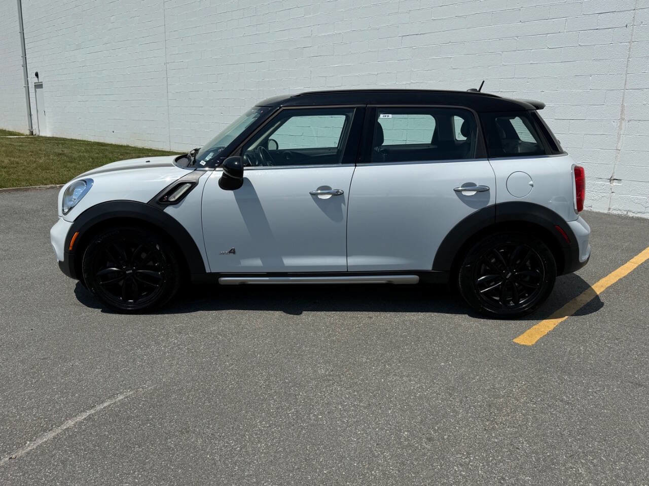 Used 2016 MINI Cooper Countryman S AWD/4WD image 2