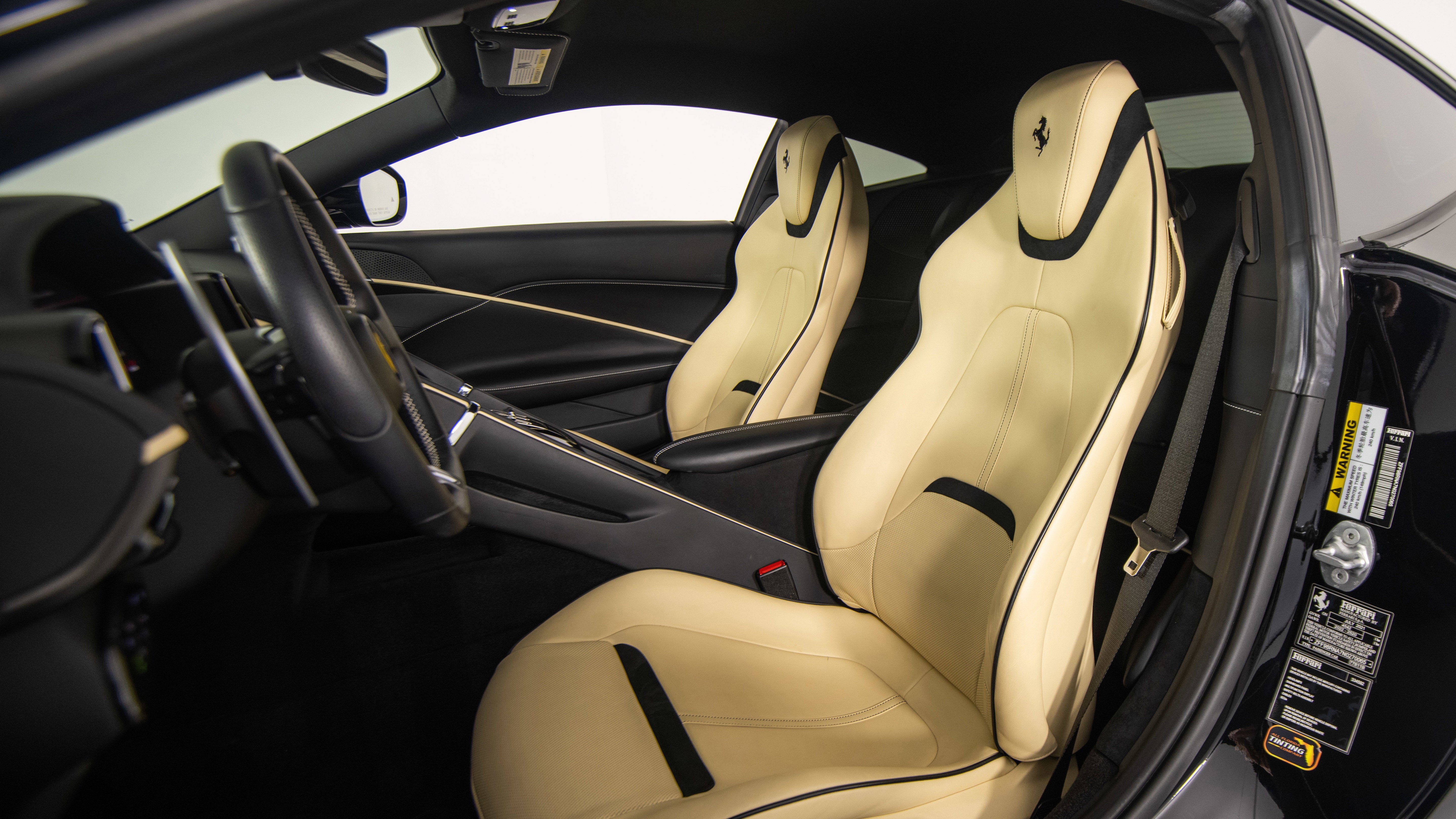 Certified 2022 Ferrari Roma RWD image 34