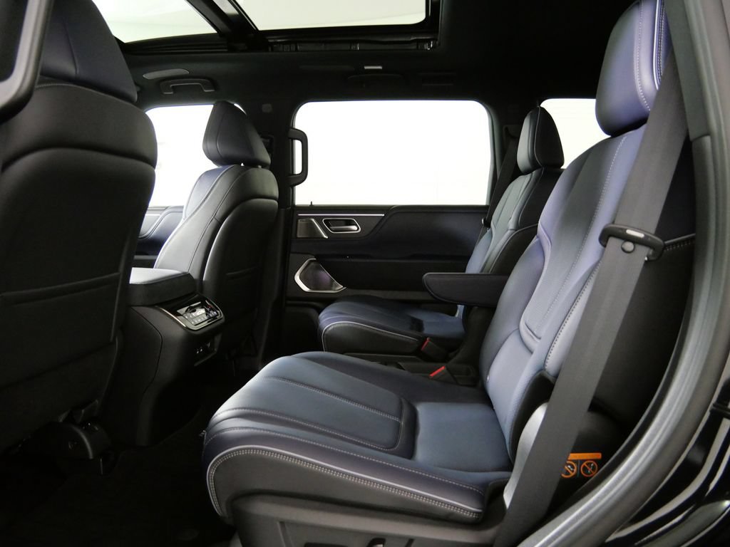 New 2026 INFINITI QX80 4WD image 13