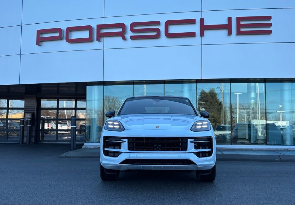 New 2026 Porsche Cayenne GTS image 21