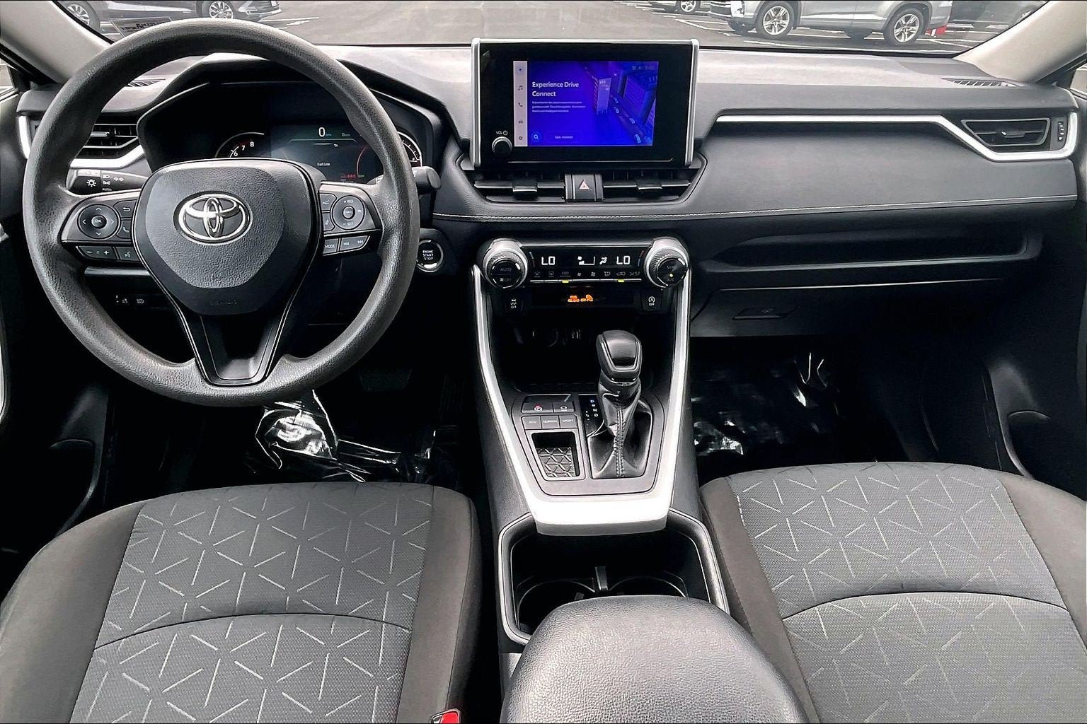 Used 2024 Toyota RAV4 XLE FWD image 14