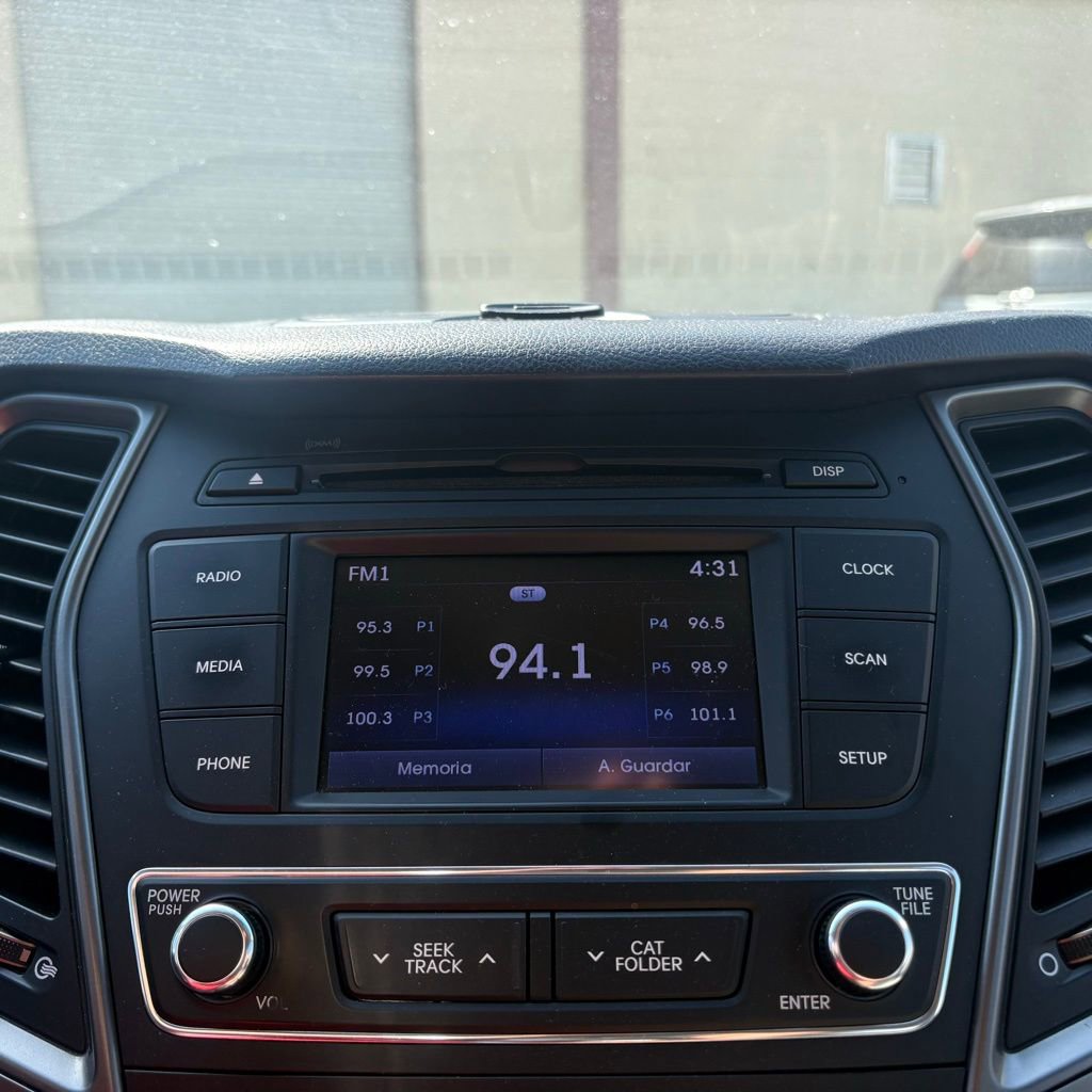 Used 2017 Hyundai Santa Fe Sport FWD image 22
