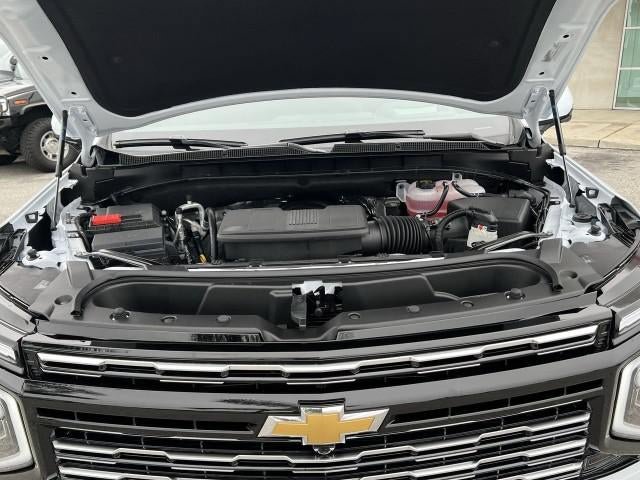 New 2026 Chevrolet Suburban High Country w/ LPO, Get Active Package RWD image 30