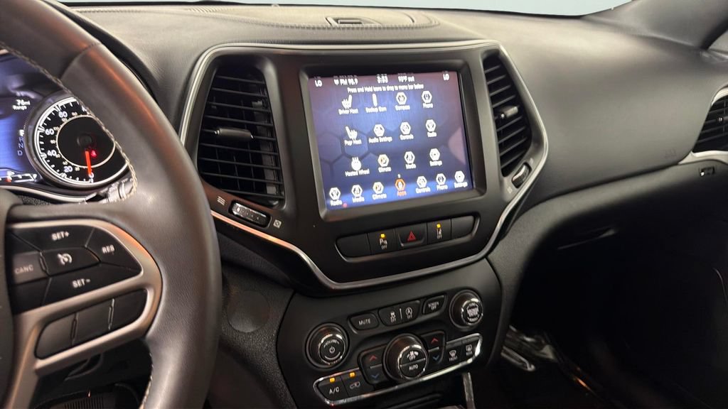 Used 2021 Jeep Cherokee Latitude Lux 80th Anniv w/ Quick Order Package 26U 80TH FWD image 21