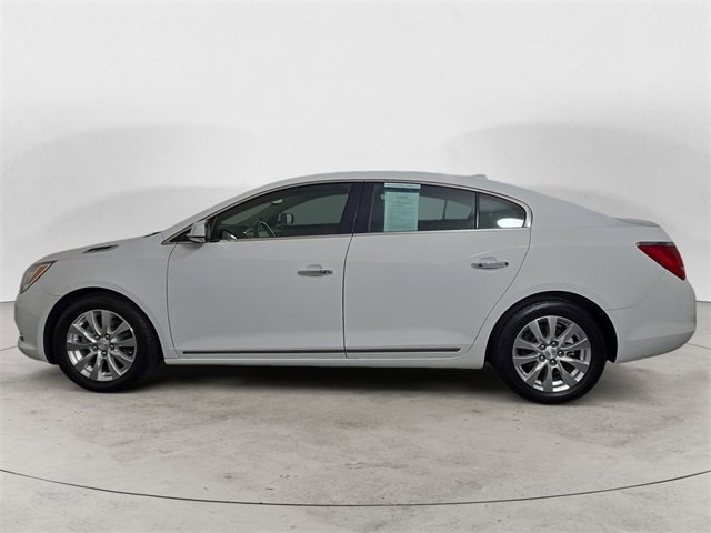 Used 2015 Buick LaCrosse Leather image 2