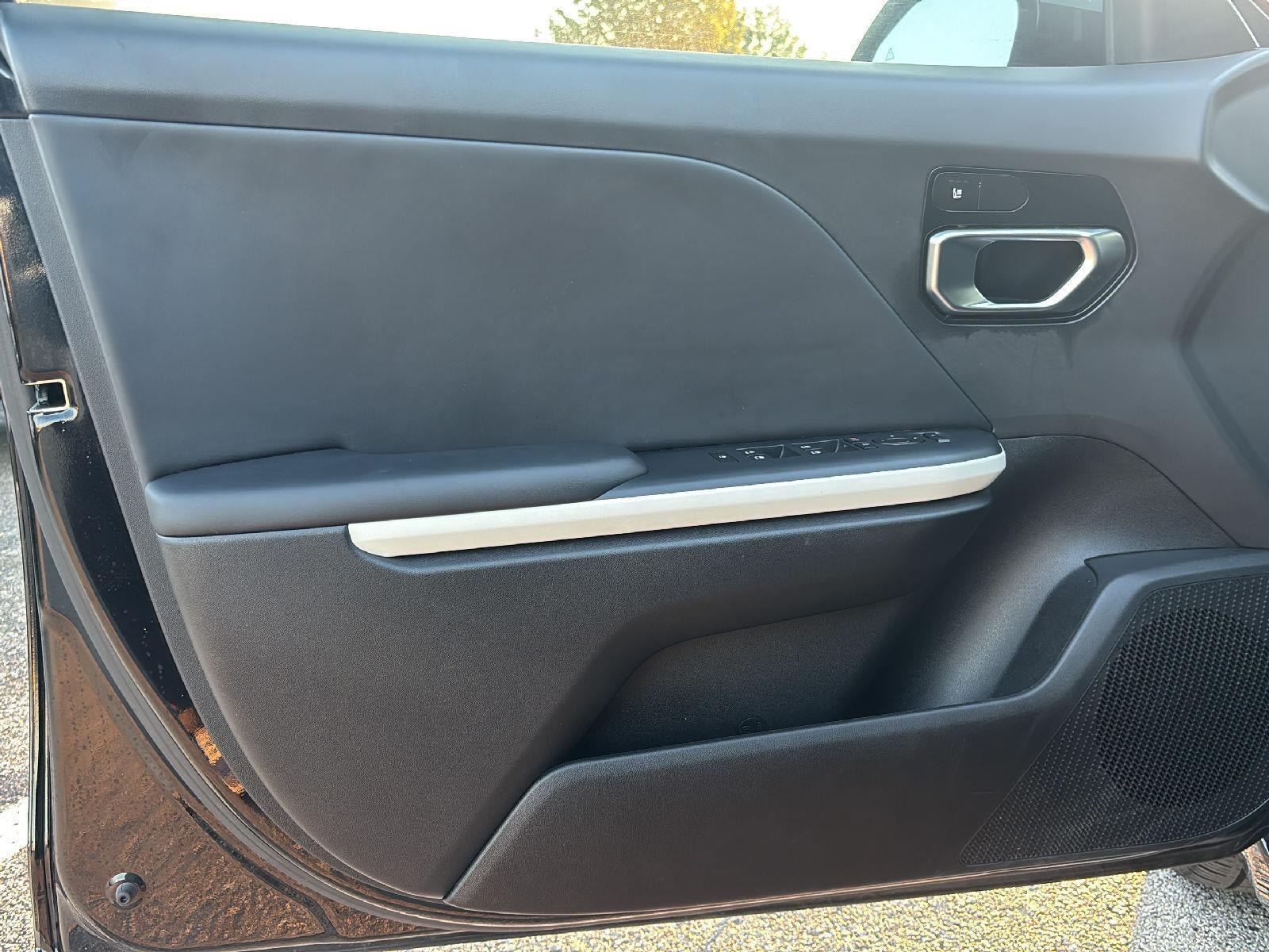Used 2025 Kia K4 GT-Line w/ GT-Line Sunroof Package FWD image 10