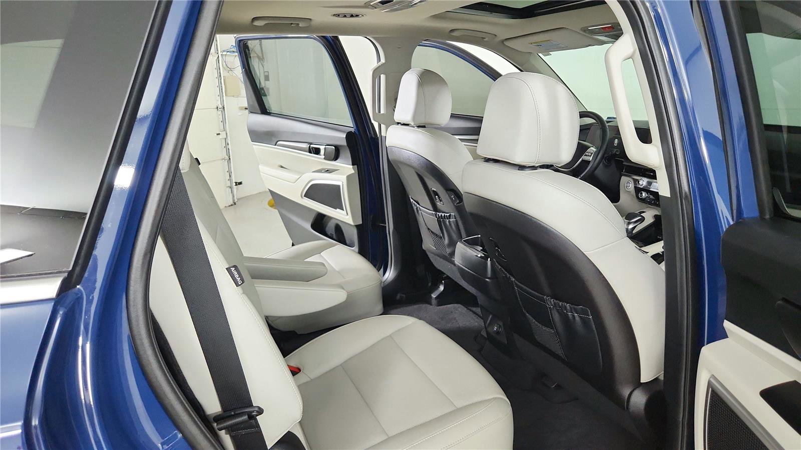 Used 2025 Kia Telluride S image 21