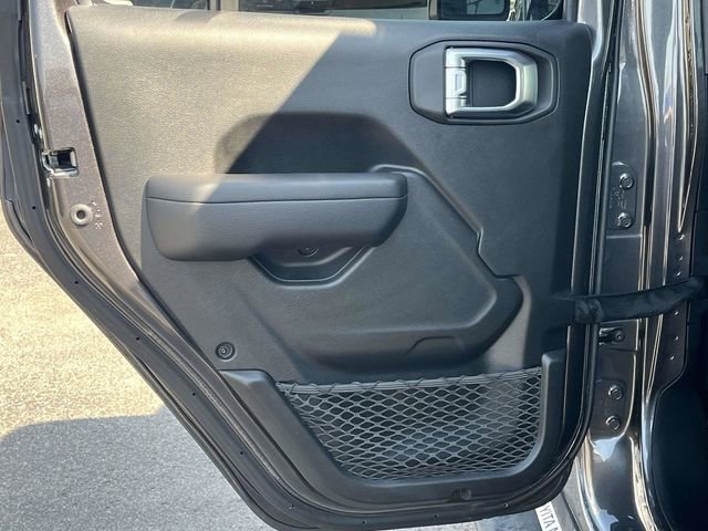 Used 2024 Jeep Wrangler Sport S image 16