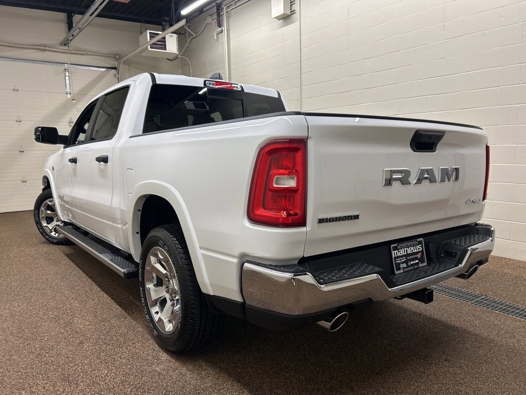 New 2026 RAM 1500 4x4 Crew Cab image 4