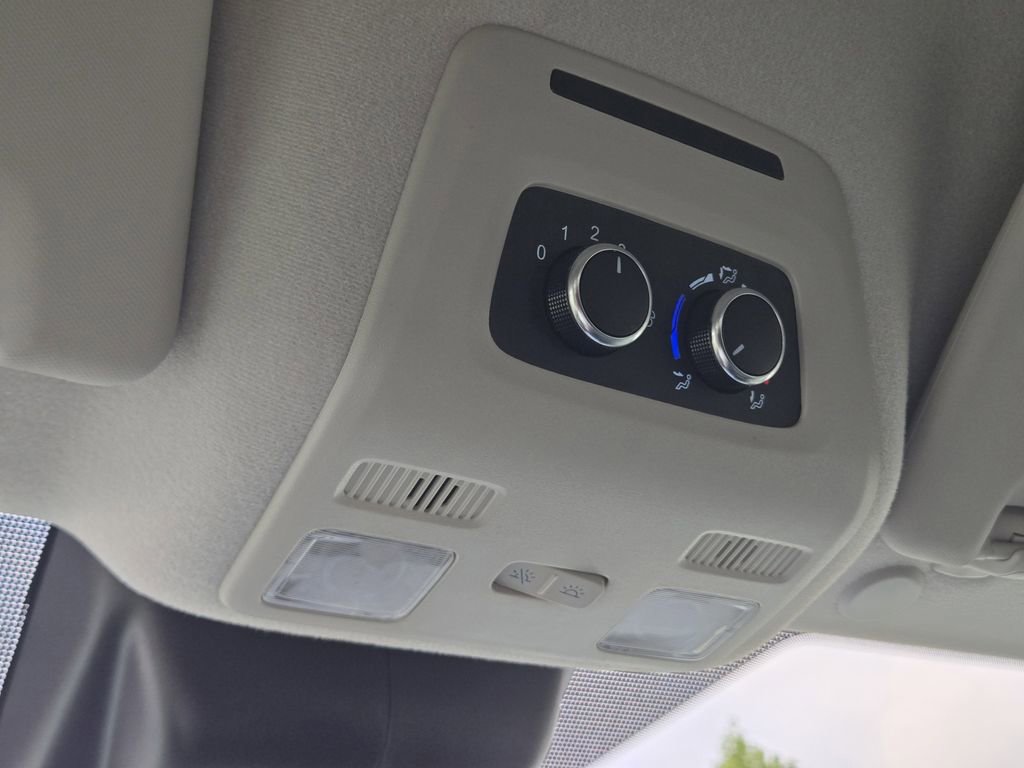 Used 2022 Ford Transit 350 XLT RWD image 30