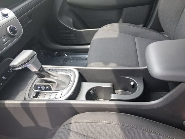 Used 2026 Hyundai Kona SE FWD image 15