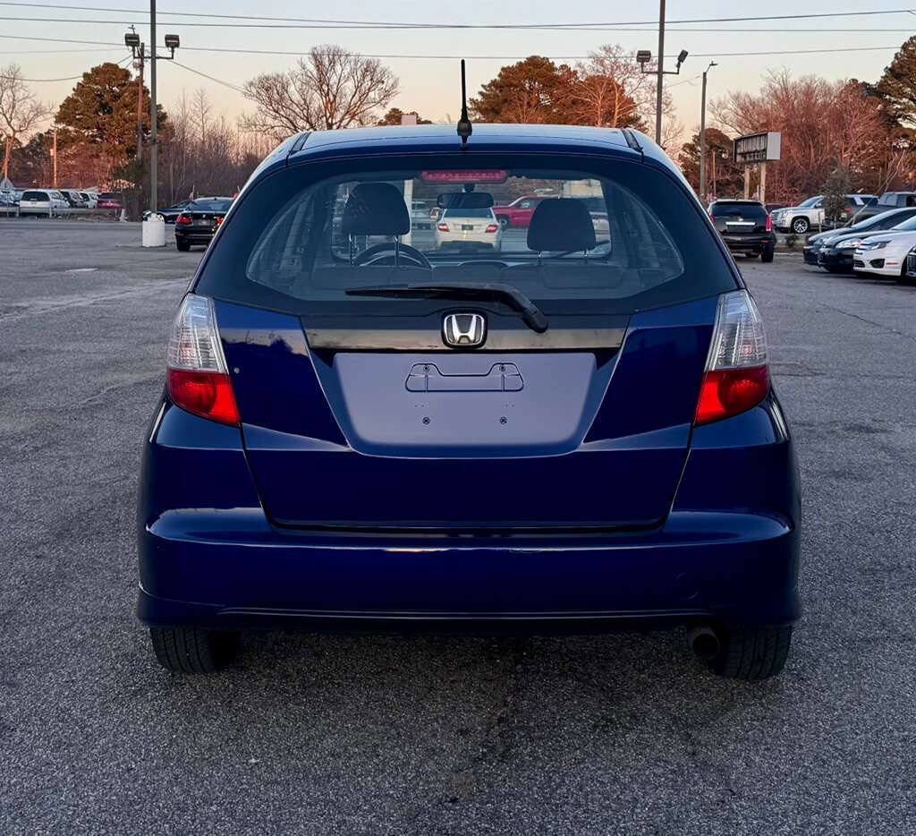 Used 2011 Honda Fit Base 4dr Hatchback 5A image 4