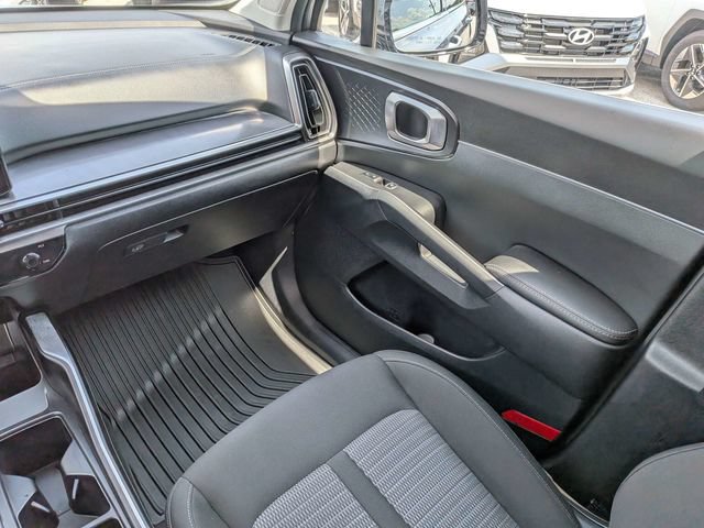 Used 2025 Kia Sorento LX FWD image 18