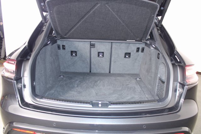 Used 2024 Porsche Macan GTS image 24