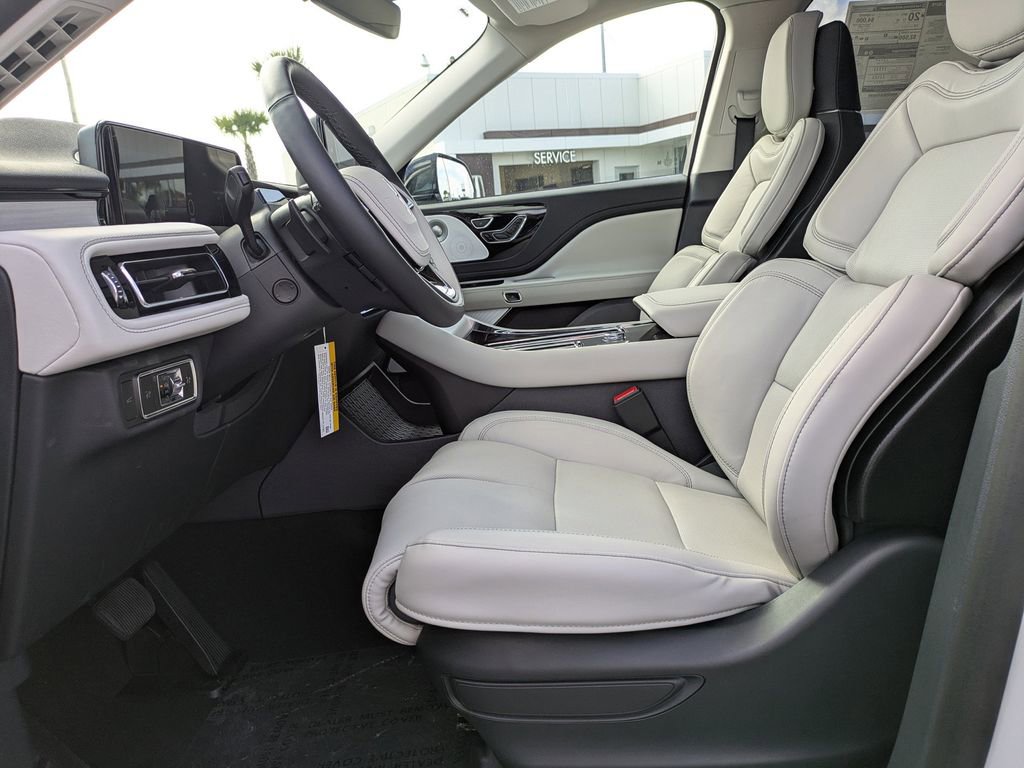 New 2026 Lincoln Aviator Reserve AWD/4WD image 21