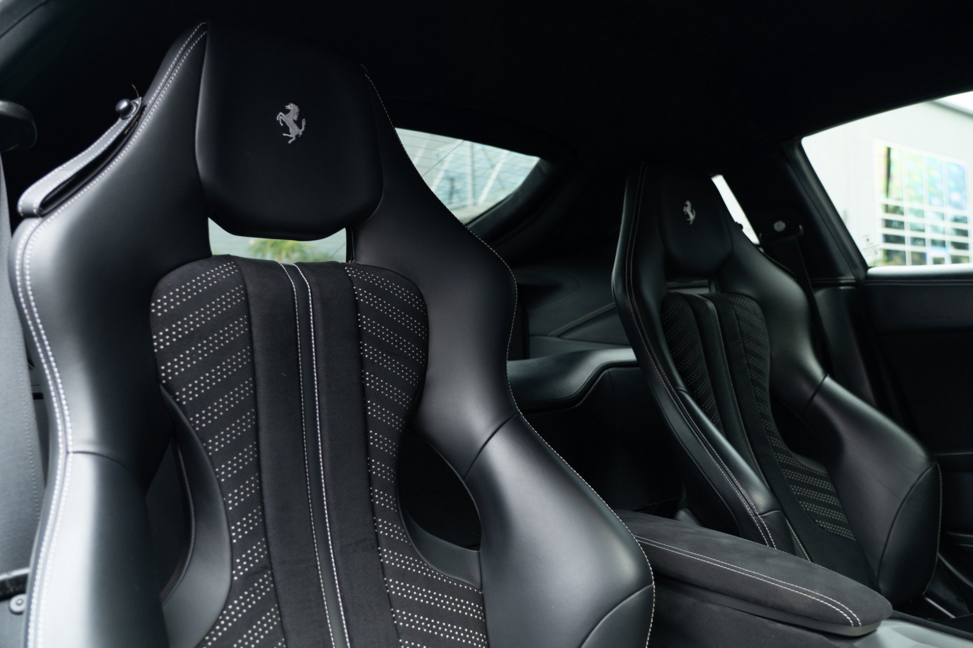 Used 2014 Ferrari F12 Berlinetta RWD image 45