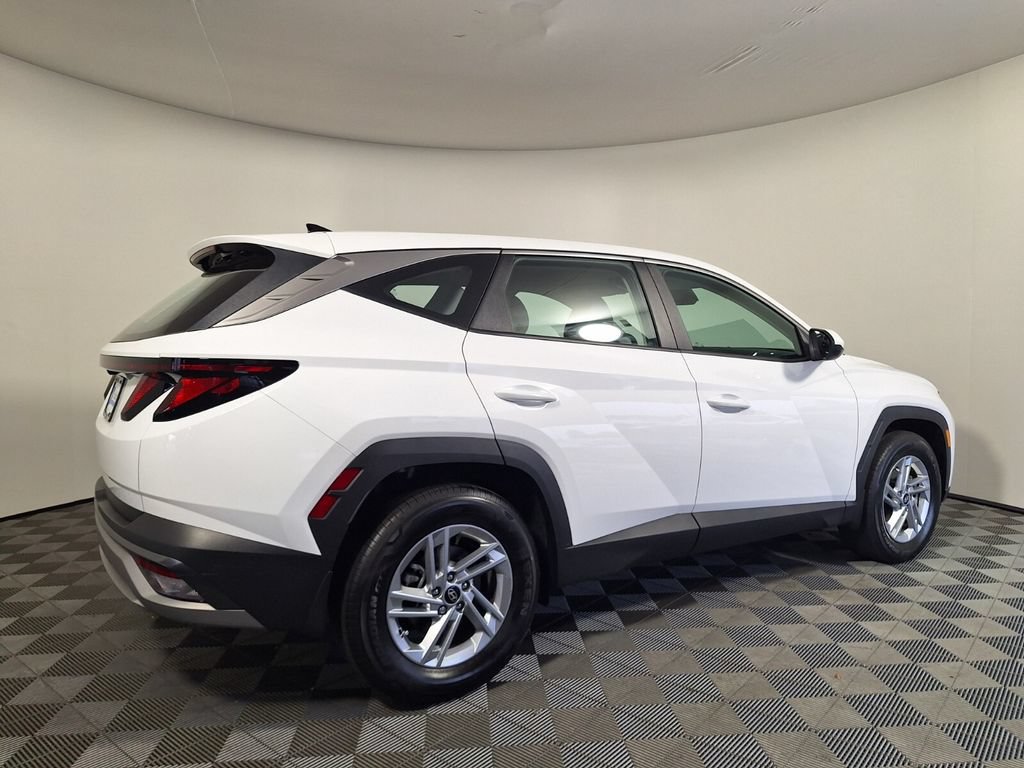 Used 2026 Hyundai Tucson SE FWD image 5