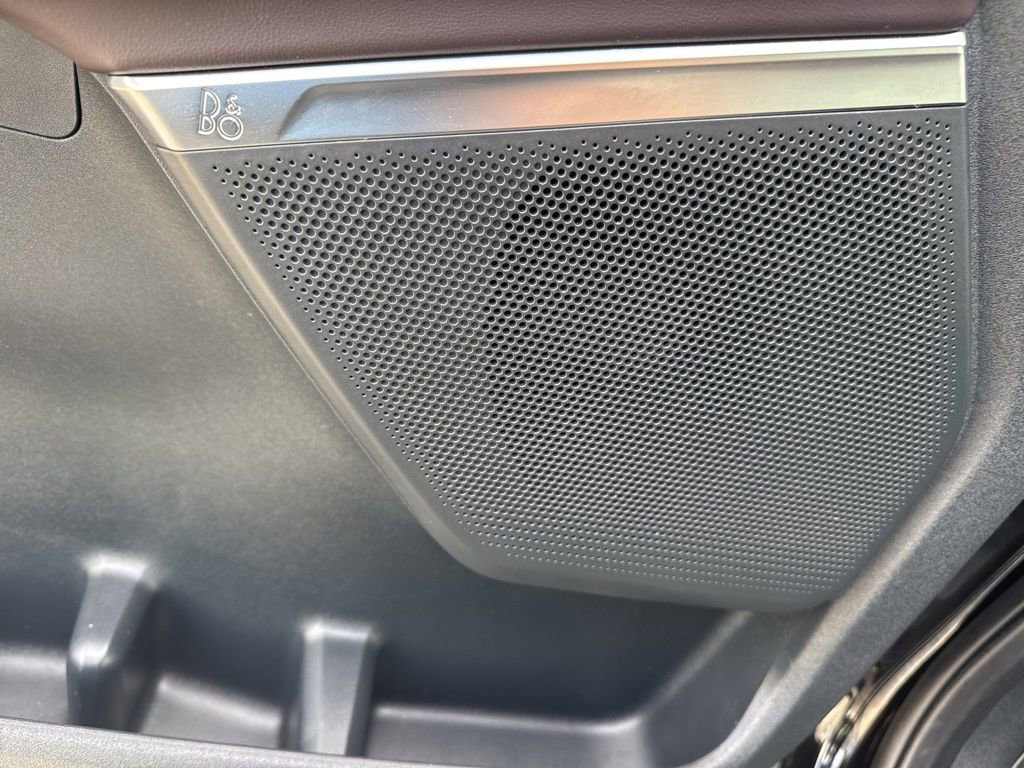 Used 2025 Ford Expedition Max Platinum w/ Platinum Ultimate Package image 32