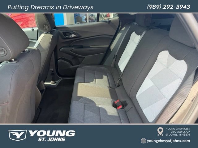 Certified 2024 Chevrolet Trax RS w/ Sunroof Package FWD image 29