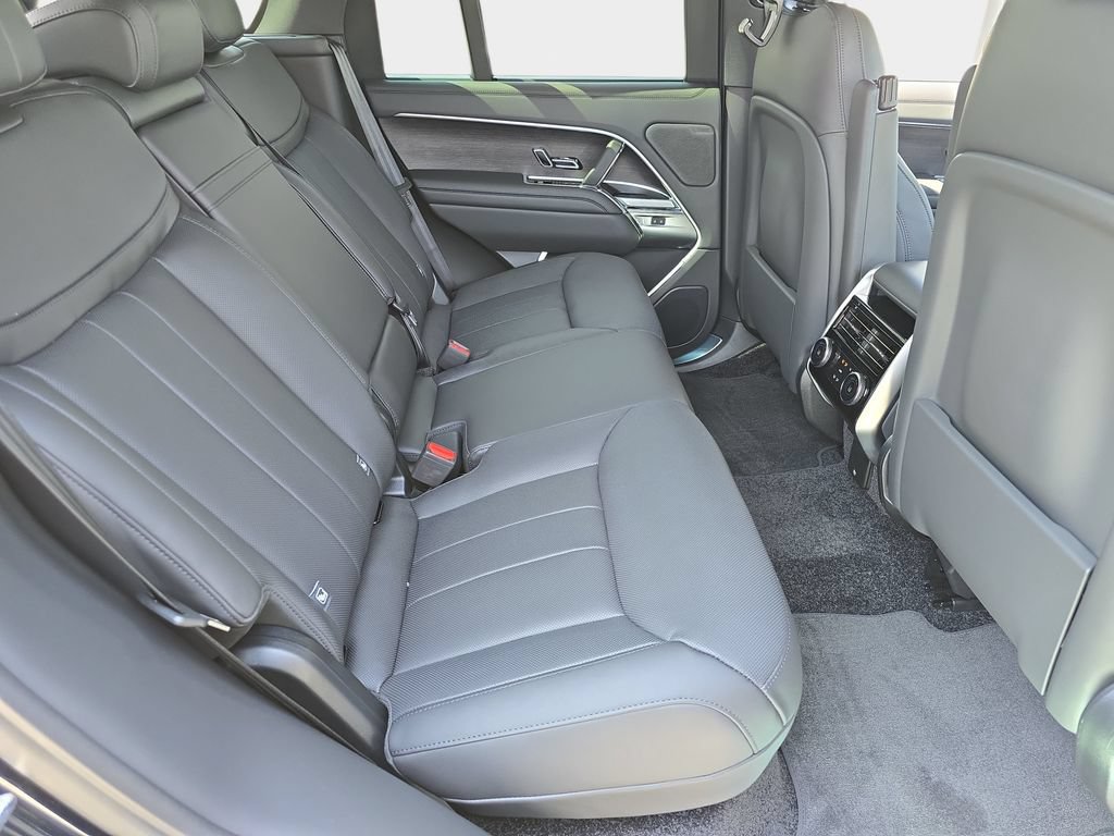 New 2026 Land Rover Range Rover SE AWD/4WD image 11