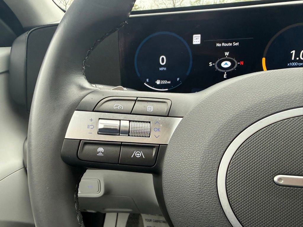 Used 2024 Hyundai Kona SEL w/ Convenience Package AWD/4WD image 16
