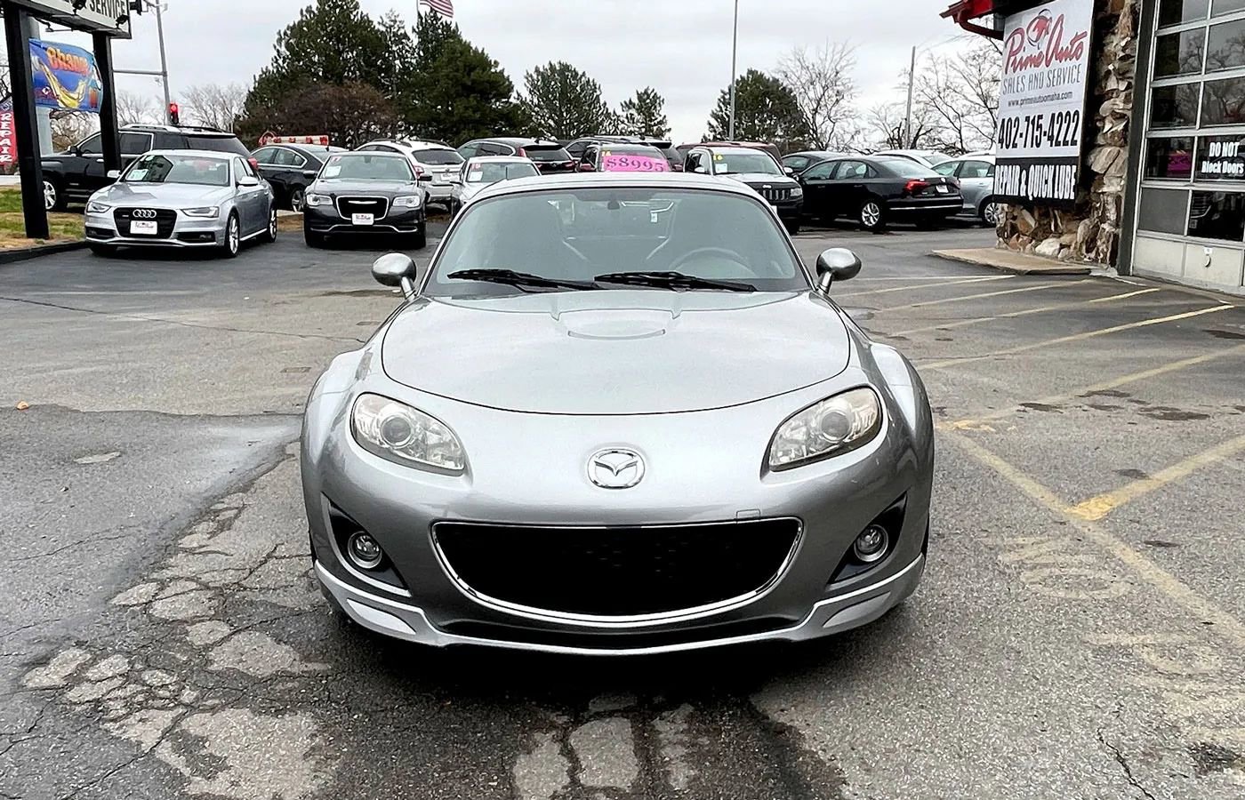 Used 2010 MAZDA MX-5 Miata Grand Touring w/ Premium Pkg image 21