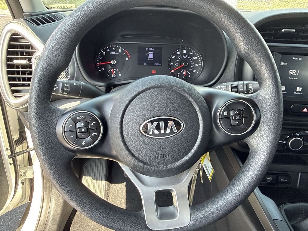 Used 2020 Kia Soul LX image 21