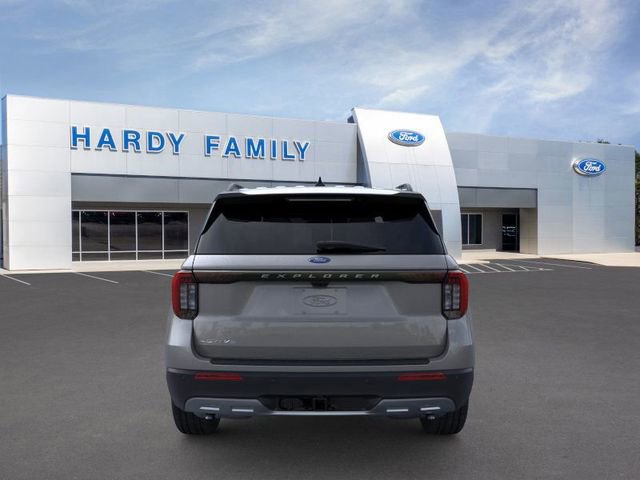 New 2025 Ford Explorer Active w/ Active Comfort Package image 5