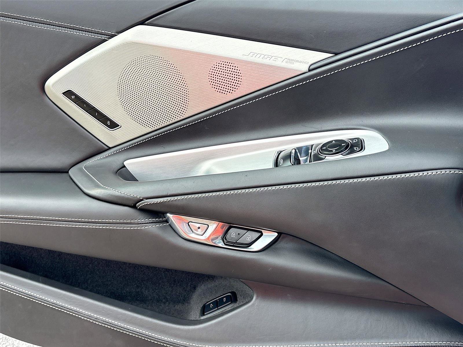 Used 2021 Chevrolet Corvette Stingray Premium Cpe w/ Z51 Performance Package image 19