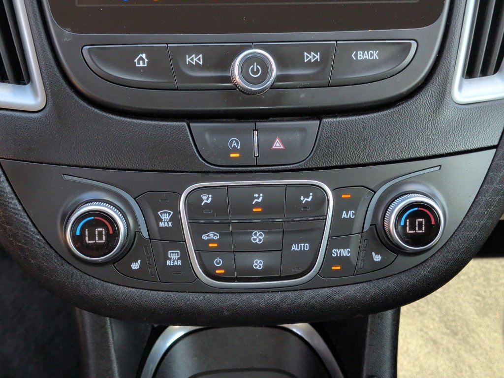 Used 2025 Chevrolet Malibu LT FWD image 26