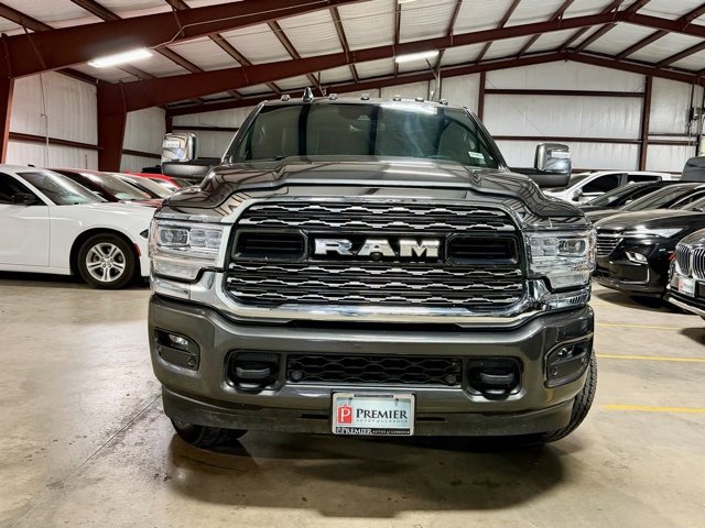 Used 2024 RAM 3500 Limited image 3
